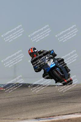 media/May-22-2023-Fastrack Riders (Mon) [[ae7626d9d8]]/Level 2/1230pm (Outside Grapevine)/